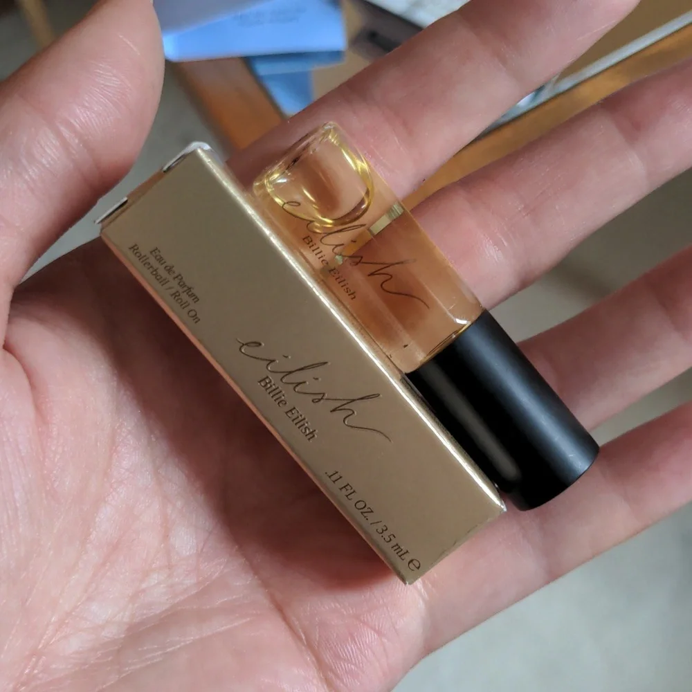 New! 5-Piece Perfume Sample Bundle - Picture 6 of 8